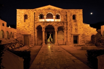 Ekatontapiliani, la Basilica di Santa Sofia del Mar Egeo