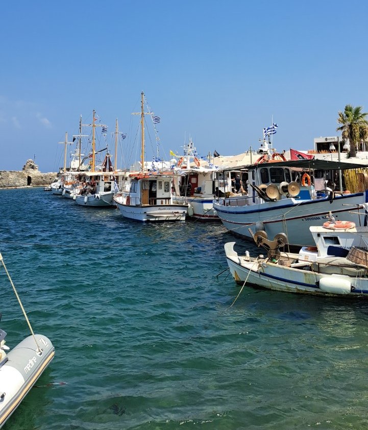 Ενημέρωση σχετικά με την παραχώρηση θέσεων ετήσιου ελλιμενισμού στους λιμένες Πάρου και Αντιπάρου