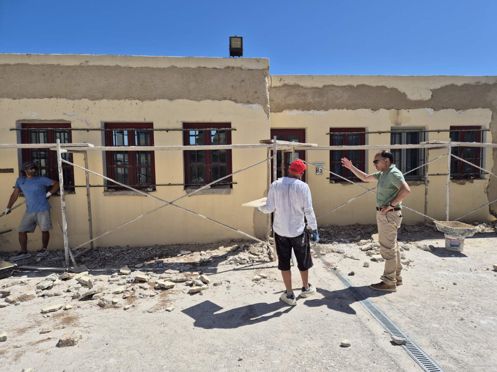 Επισκέψεις του Δημάρχου Πάρου σε έργα υποδομής στη Δημοτική Κοινότητα Νάουσας
