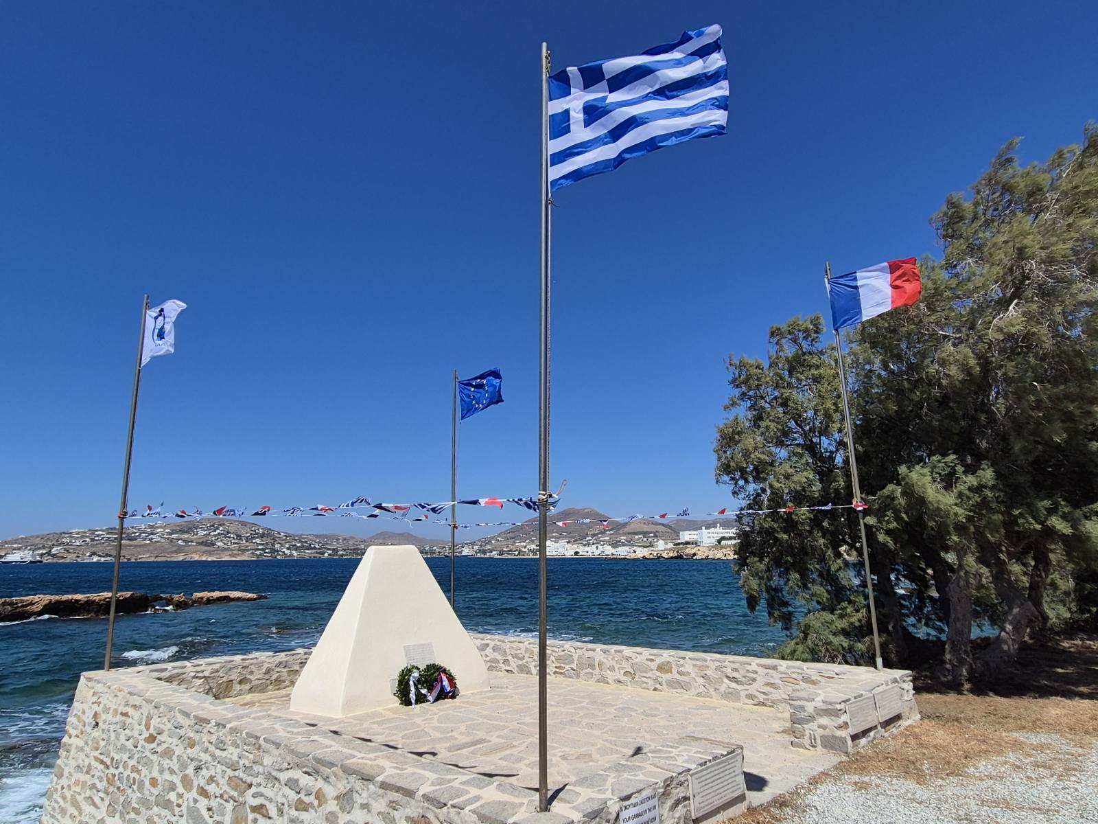 Τιμήθηκε η Γαλλική Εθνική Εορτή της 14ης Ιουλίου στην Πάρο