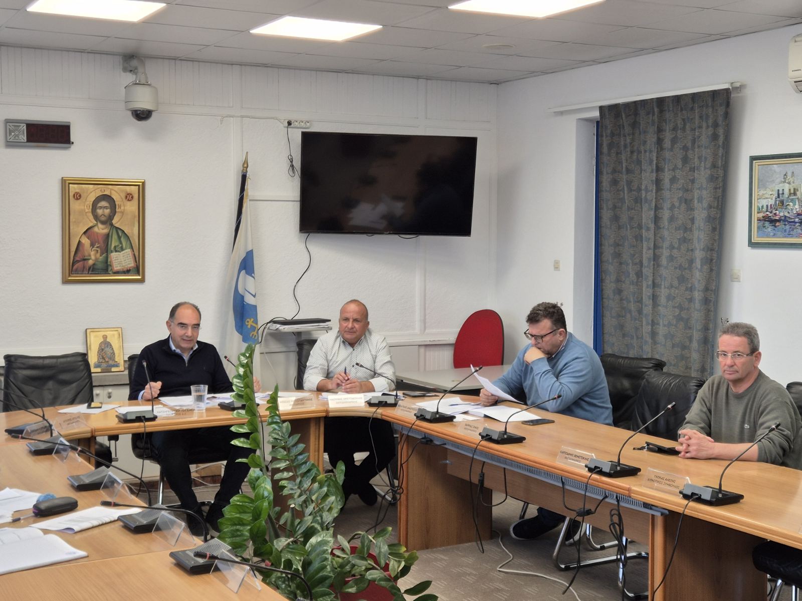 Δημοτική Επιτροπή Δήμου Πάρου: Συνεχείς αποφάσεις – Συνεχής δουλειά για την Πάρο που αξίζουμε