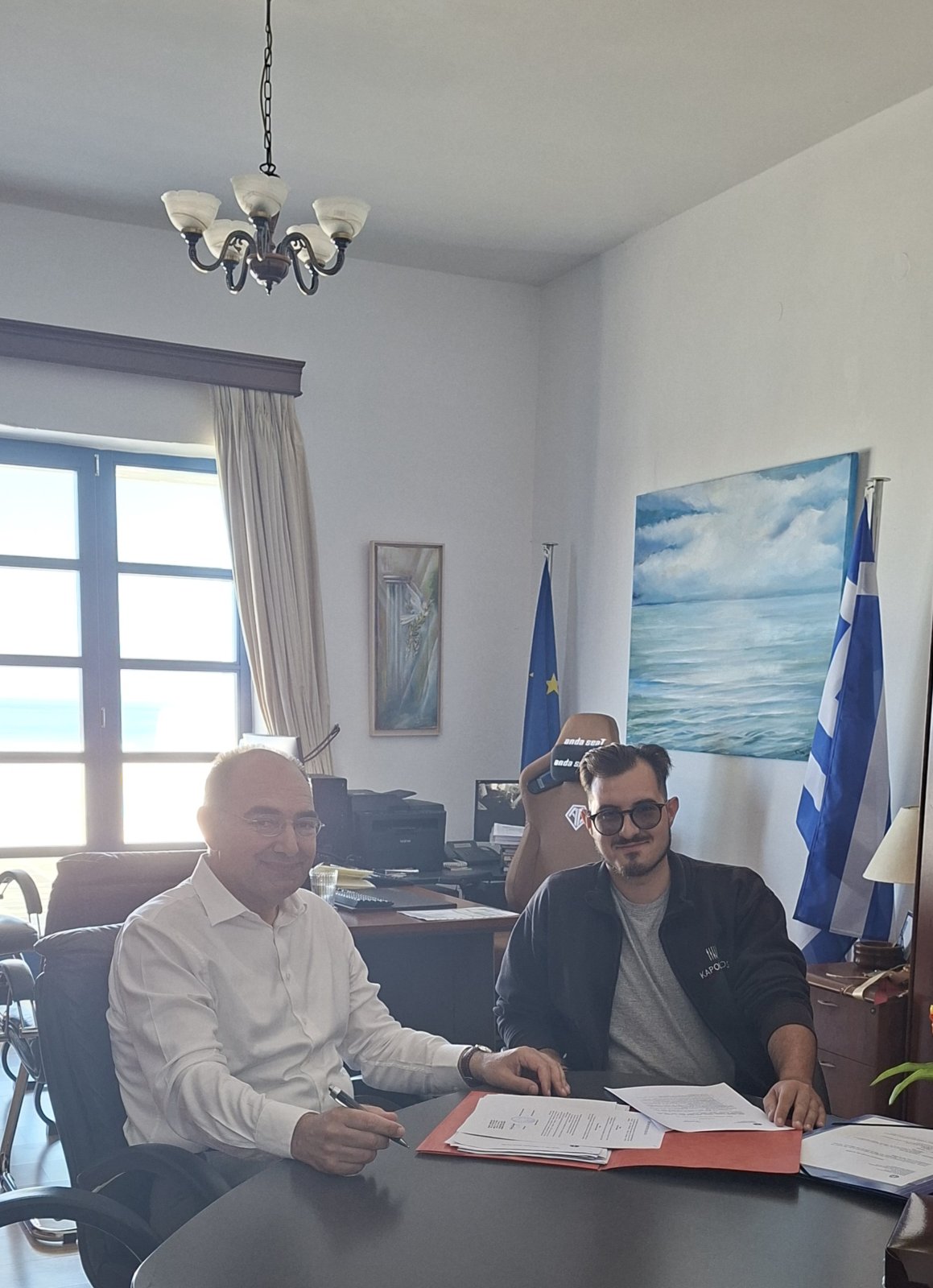 Υπογραφή Συμβάσεων Παροχής Υπηρεσιών Ηχητικής, Φωτιστικής και Μουσικής Κάλυψης Εκδηλώσεων του Δήμου Πάρου